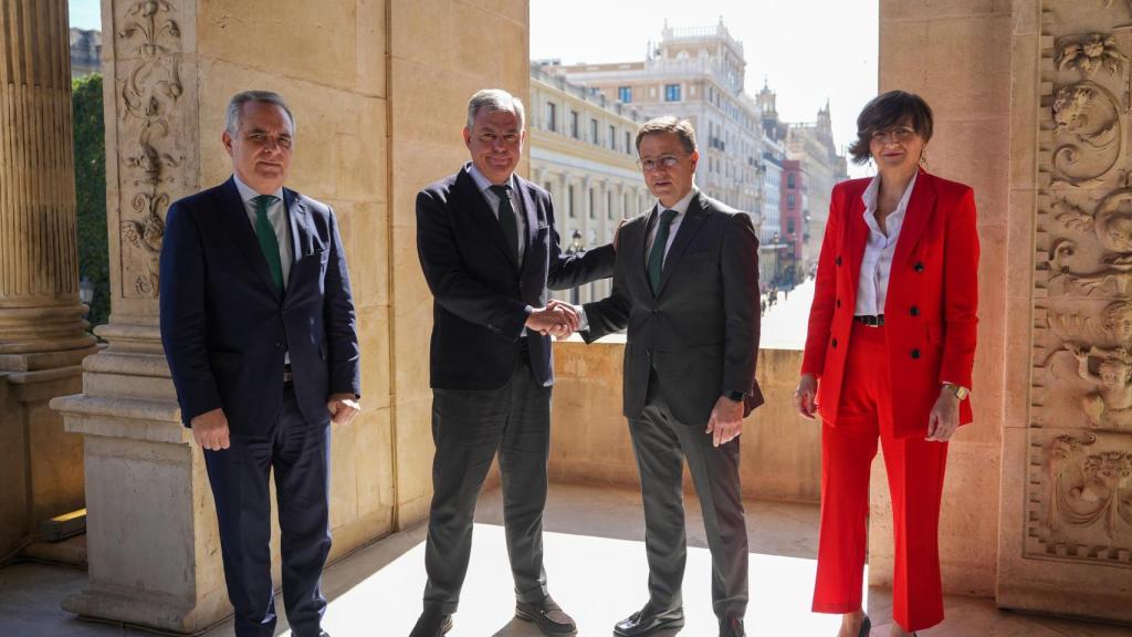Encuentro de los alcaldes de Sevilla y Albacete. Foto: Ayuntamiento de Albacete.