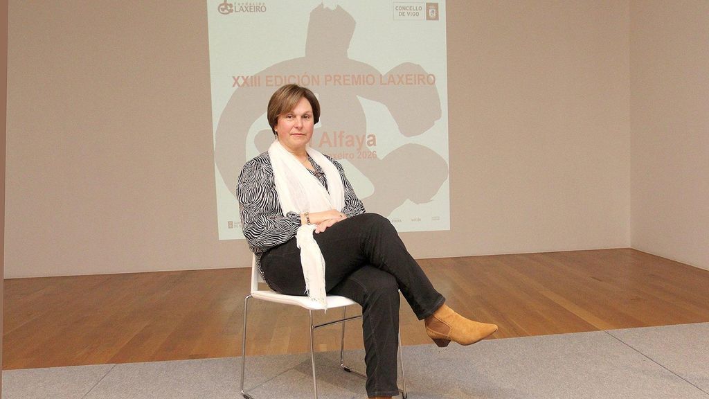 La escritora viguesa An Alfaya, Premio Laxeiro 2026