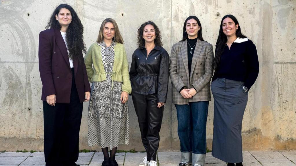 Patricia Aymà Maldonado, Elena Martínez Martínez, Carla Mate Goldar, Beatriz de los Mozos Velasco y Natalia Rodríguez Núñez-Milara, las finalistas de los premios de este año.