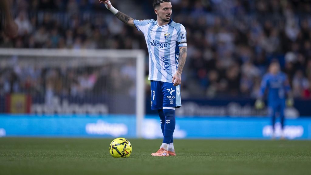 Joaquín durante el Málaga CF vs. Albacete Balompié de Segunda División
