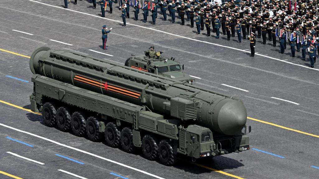 Misil balístico intercontinental ruso durante el último desfile militar por el Día de la Victoria