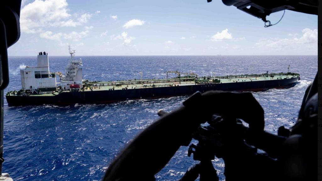 Interceptación de un nuevo petrolero en el océano Índico, el Bertha.