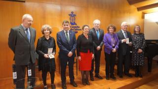 Kathleen March y Francisco Díaz-Fierros premiados en Santiago con las Medallas do Consello da Cultura Galega
