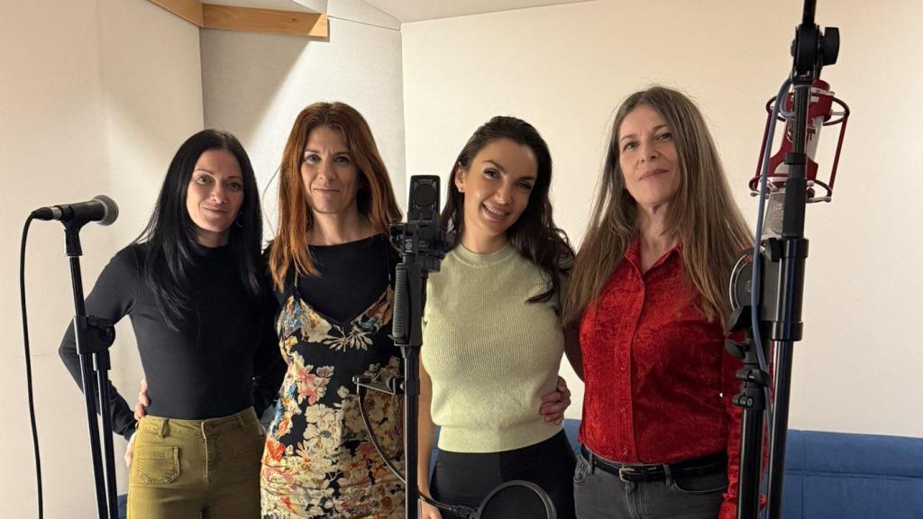 Elletra Lamborghini y Las Ketchup.