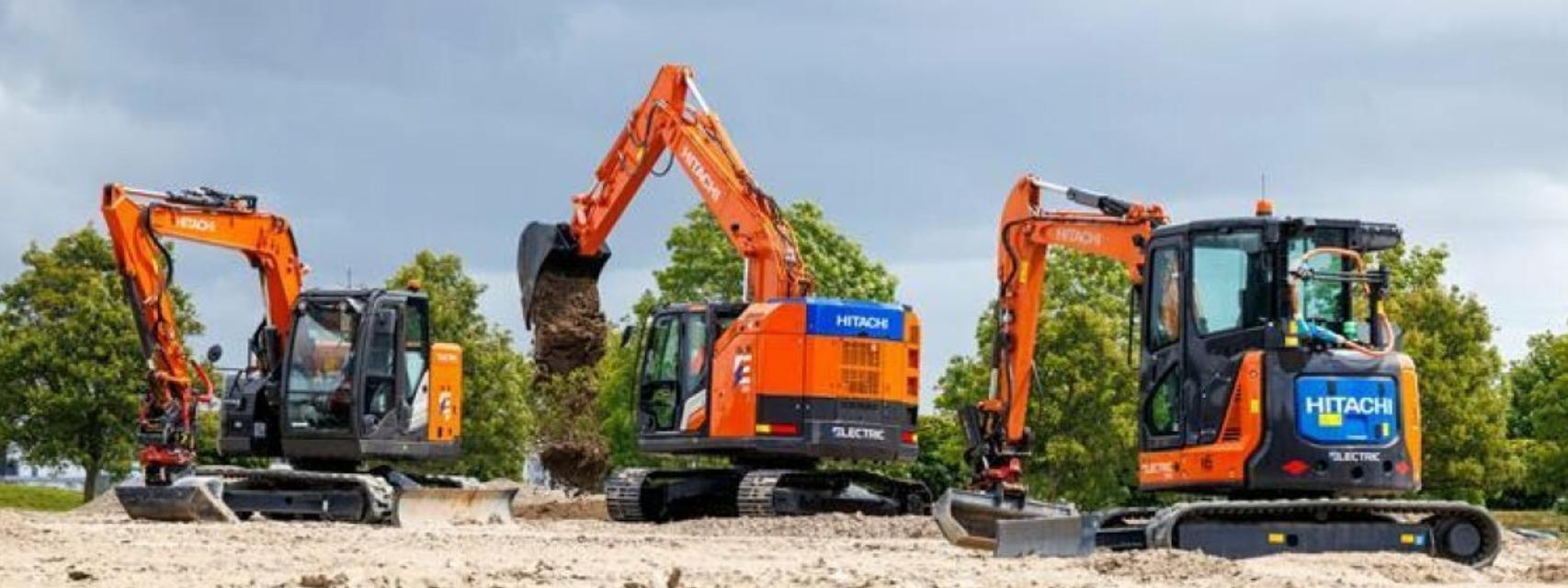 La excavadora Hitachi ZX135-7EB.