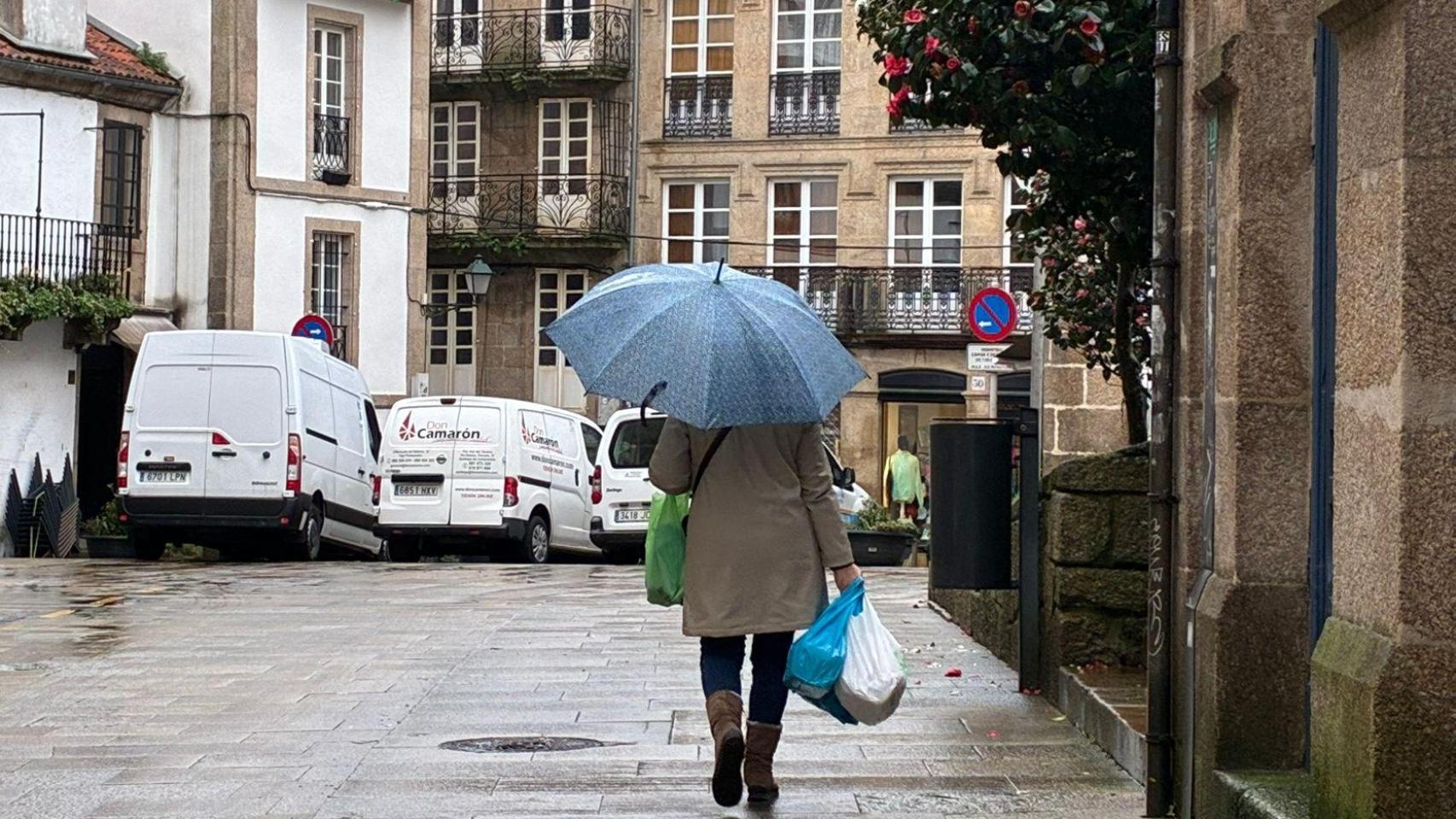 El buen tiempo se despide de Santiago: vuelven las precipitaciones a la ciudad