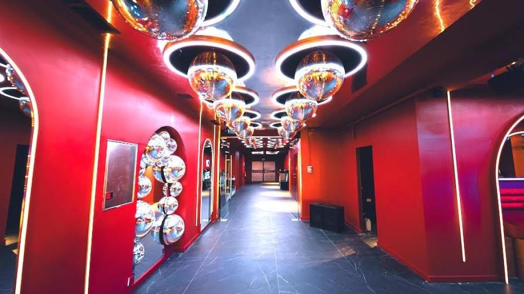 Una de las zonas de la discoteca Sutton.