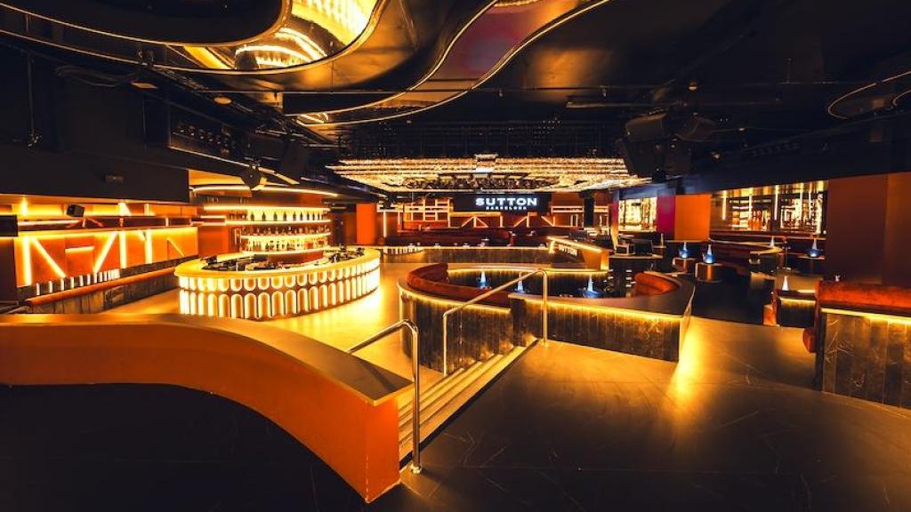 Una de las zonas de la discoteca Sutton.