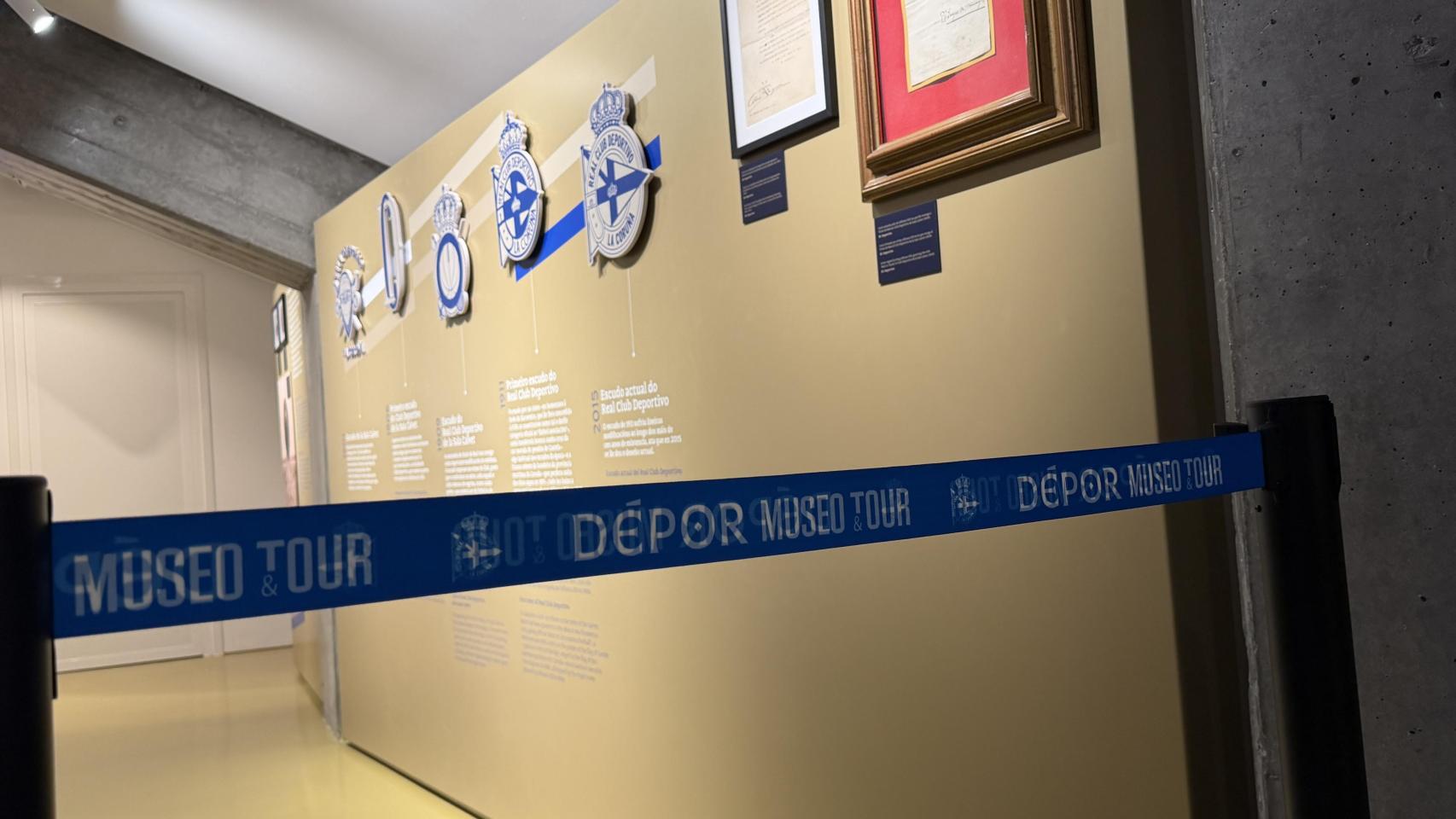 Espacio de la sala dorada del museo.