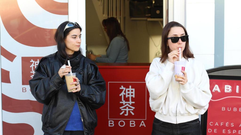 Una minicafetería de apenas 5 m² abre cerca de A Coruña con una apuesta clara por el ‘bubble tea’