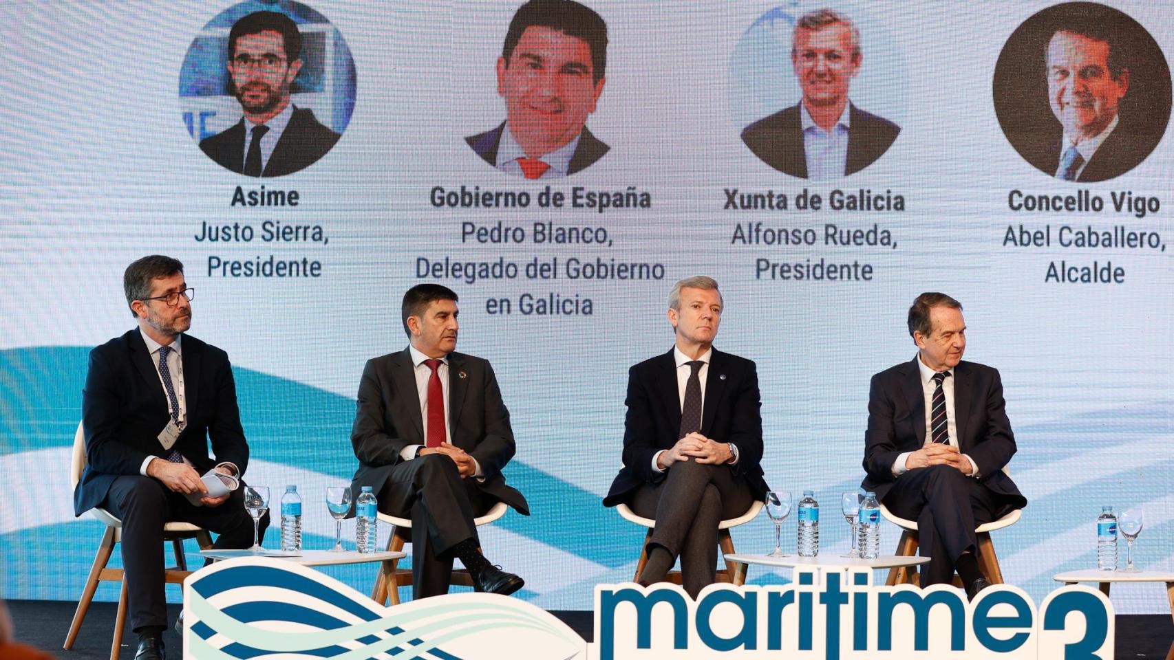 De izquierda a derecha: el presidente de Asime, Justo Sierra; el Delegado del Gobierno en Galicia, Pedro Blanco; presidente de la Xunta, Alfonso Rueda; y el alcalde de Vigo, Abel Caballero