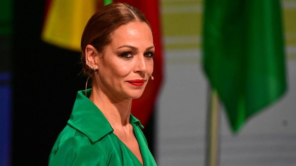 Eva González durante la Bandera de Andalucía en 2024.