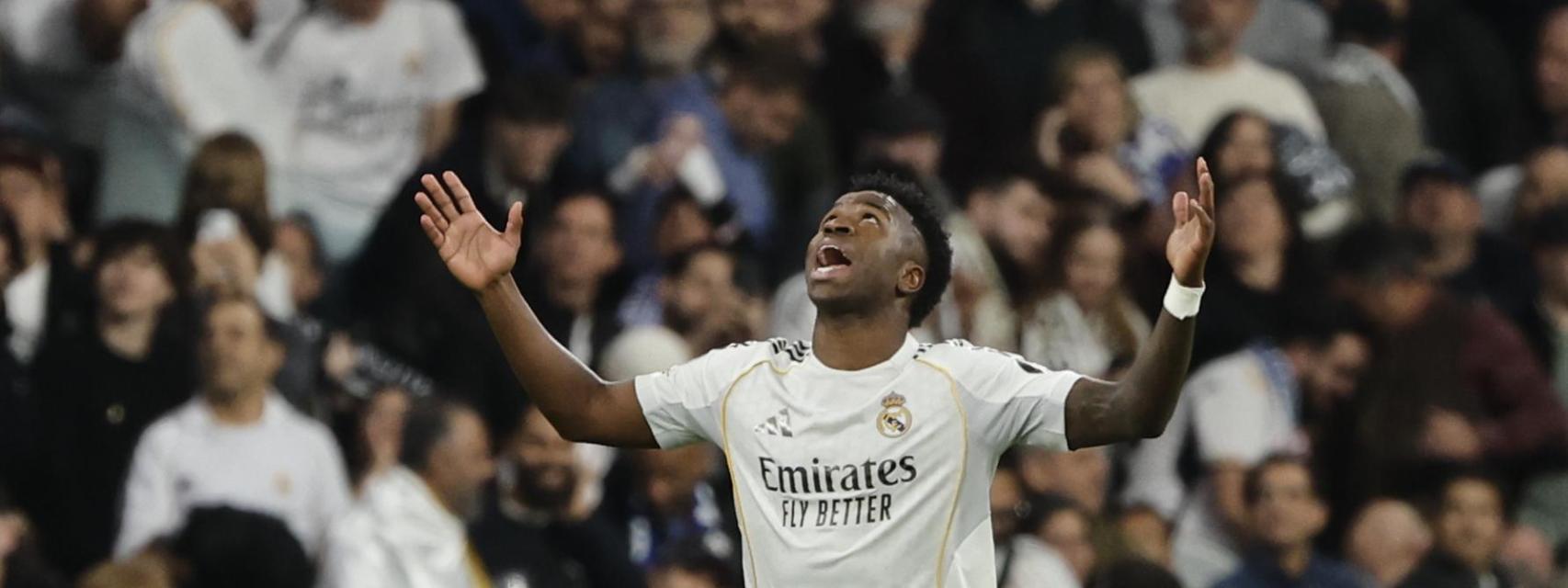 Vinicius celebra su gol en el partido de vuelta ante el Benfica.