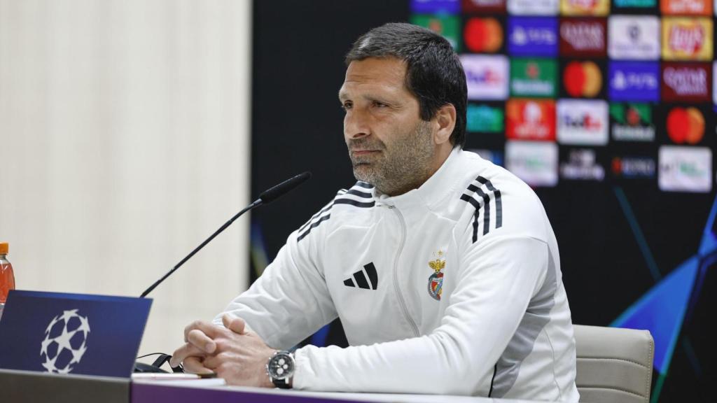 Joao Tralhao, asistente de Mourinho en el Benfica, en la sala de prensa del Bernabéu
