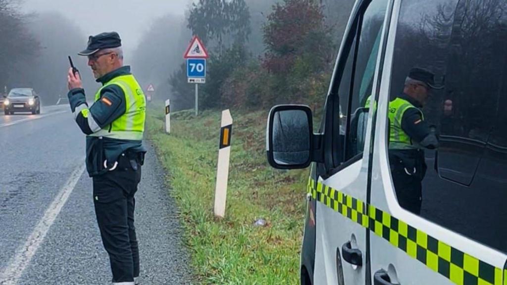 Investigan a un conductor en Baio (A Coruña) por dos delitos contra la seguridad vial
