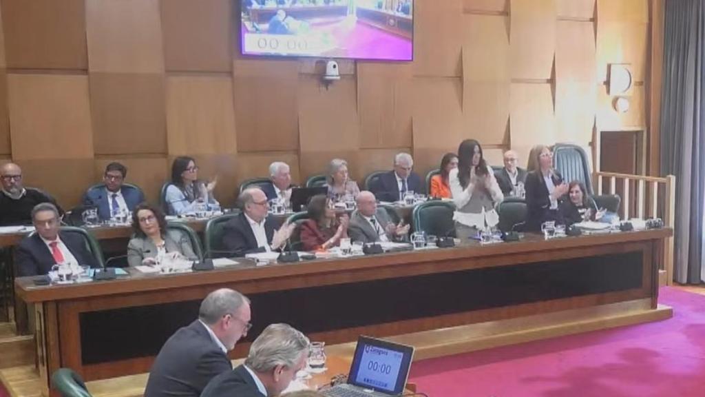 Los concejales de PP y Vox tras aprobar los presupuestos municipales.