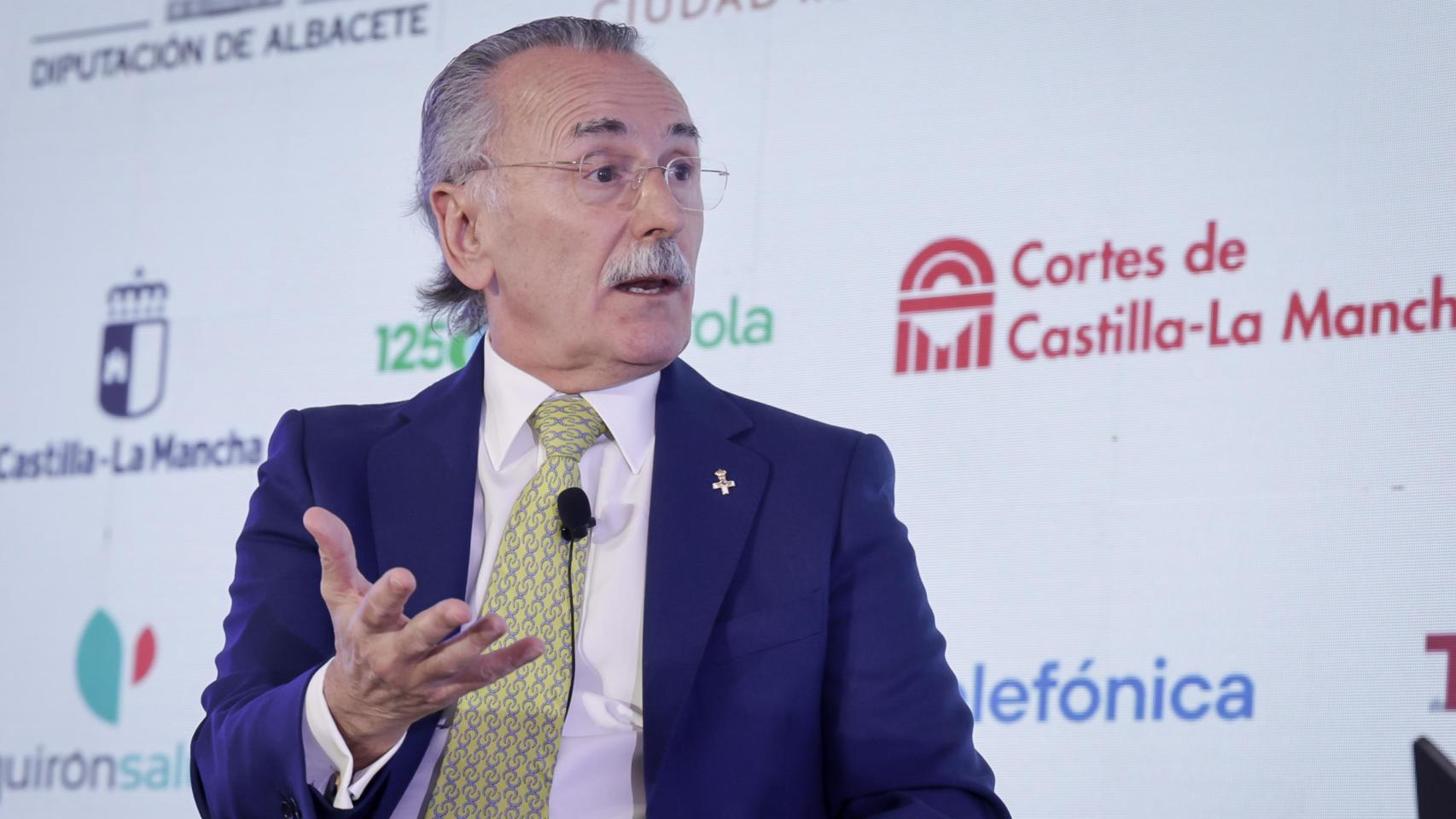 Luis Furnells durante su entrevista en el foro celebrado en el Cigarral de las Mercedes.