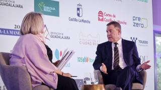 Emiliano García-Pagee, este jueves en conversación con Esther Esteban en el V Foro Económico Español de Castilla-La Mancha.