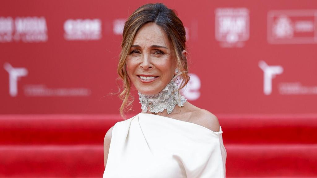 Lydia Bosch, en la alfombra roja de la segunda edición de los Premios de la Academia de la Moda Española en Madrid en julio de 2025.