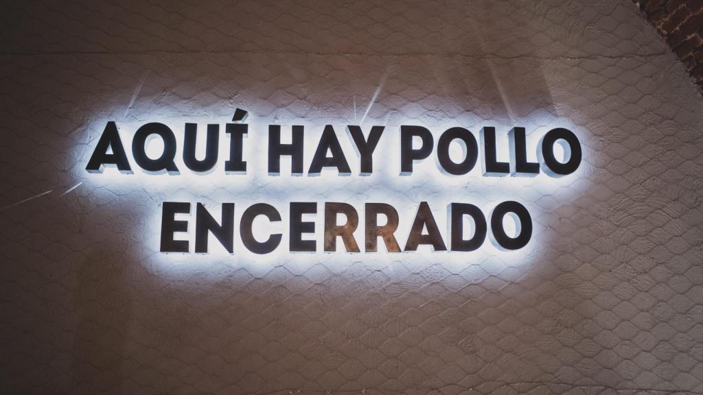 Una de las frases del local.
