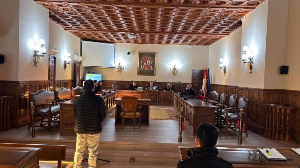 Juicio contra el acusado de apuñalar a un jefe de la empresa que le despidió en Tarancón.