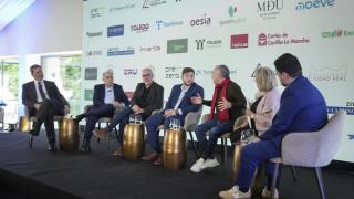 Un momento del coloquio celebrado en el V Foro Económico Español de Castilla-La Mancha.