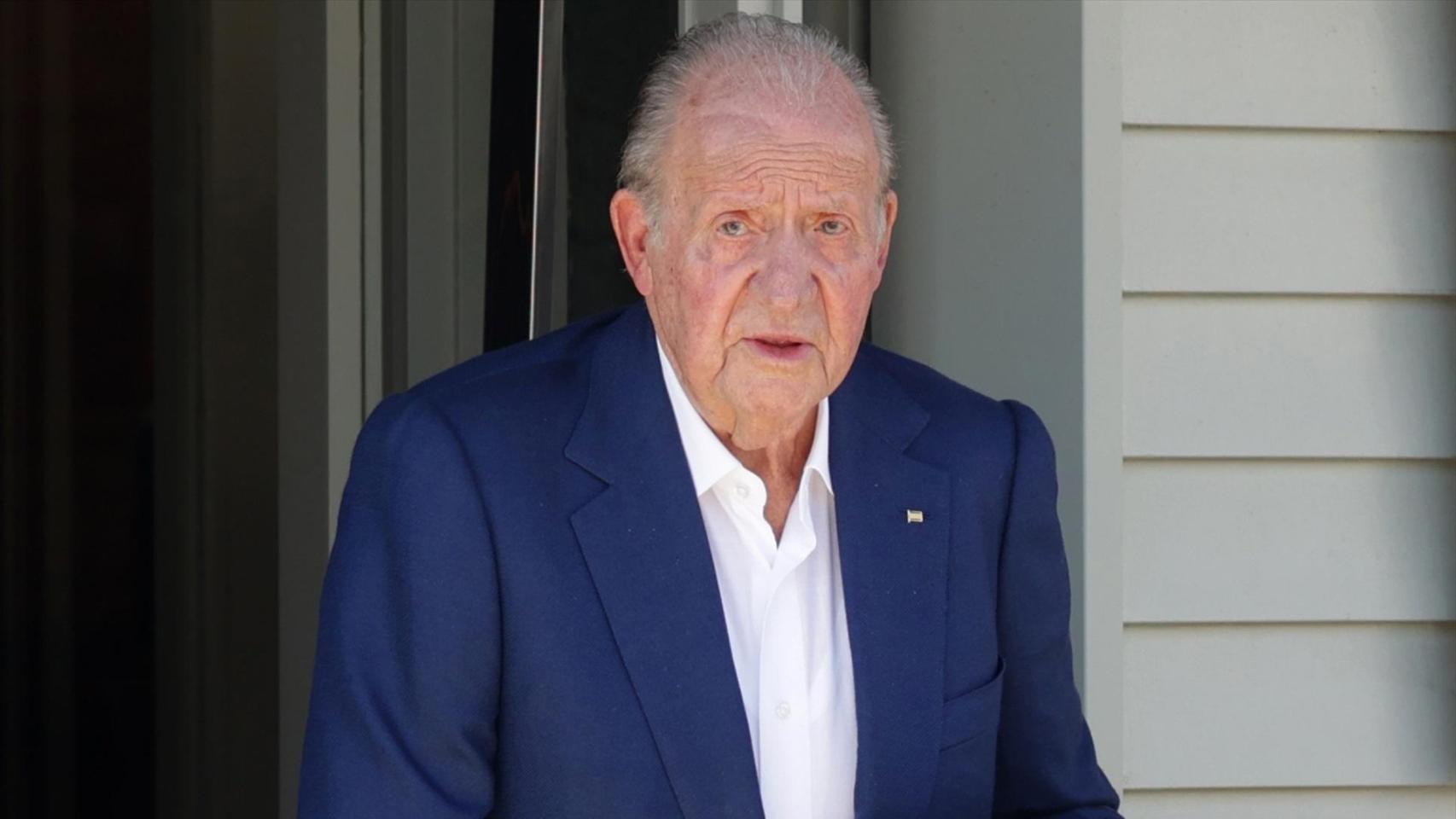 La Casa Real responde a Feijóo y afirma que el regreso de Juan Carlos I a España depende exclusivamente del Emérito La Casa Real responde a Feijóo y afirma que el regreso de Juan Carlos I a España depende exclusivamente del Emérito