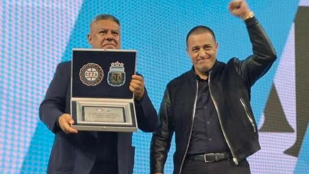 Chiqui Tapia y Pablo Toviggino, en una gala de la AFA