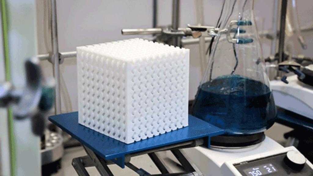 Uno de los cartuchos de Supra utilizados para recuperar minerales críticos.