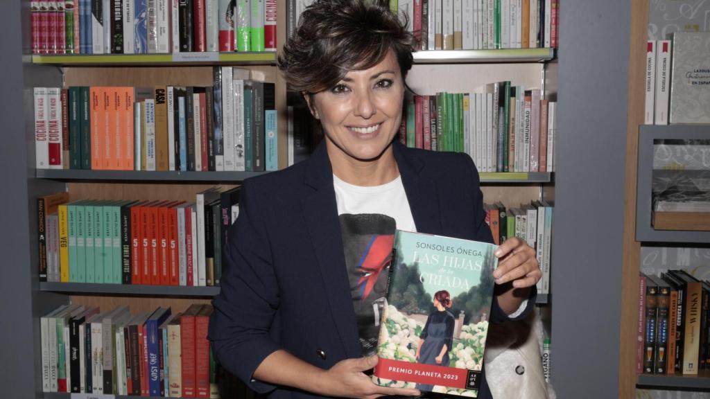 Sonsoles Ónega en la promoción de su novela 'Las hijas de la criada'.