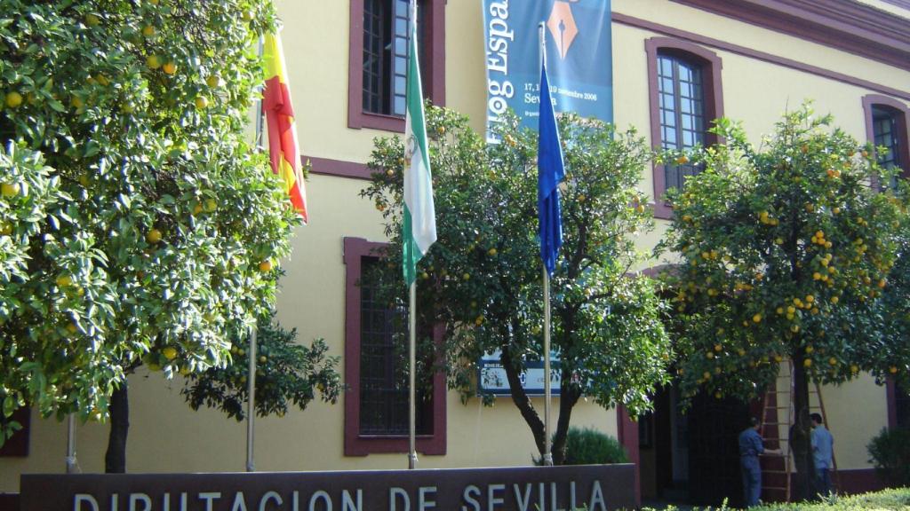 Imagen de la fachada de la Diputación de Sevilla.