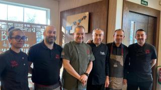 Dos restaurantes, dos barrios y 40 años de historia en Santiago de Compostela