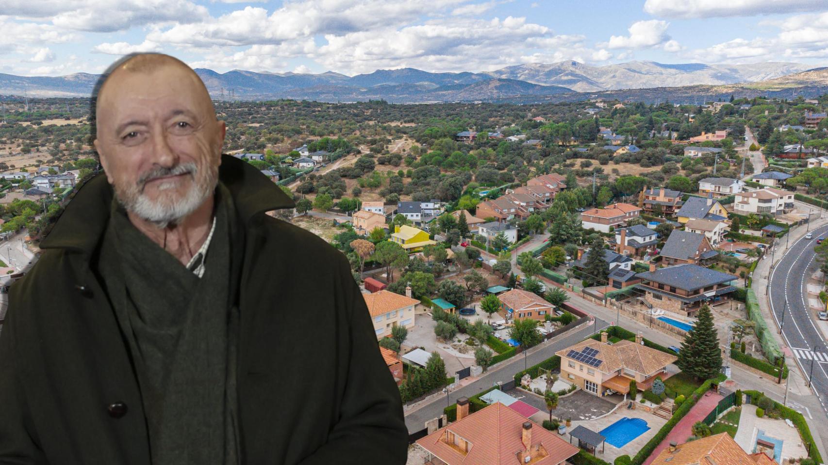 Arturo Pérez-Reverte, junto a la urbanización La Navata en un montaje de EL ESPAÑOL.