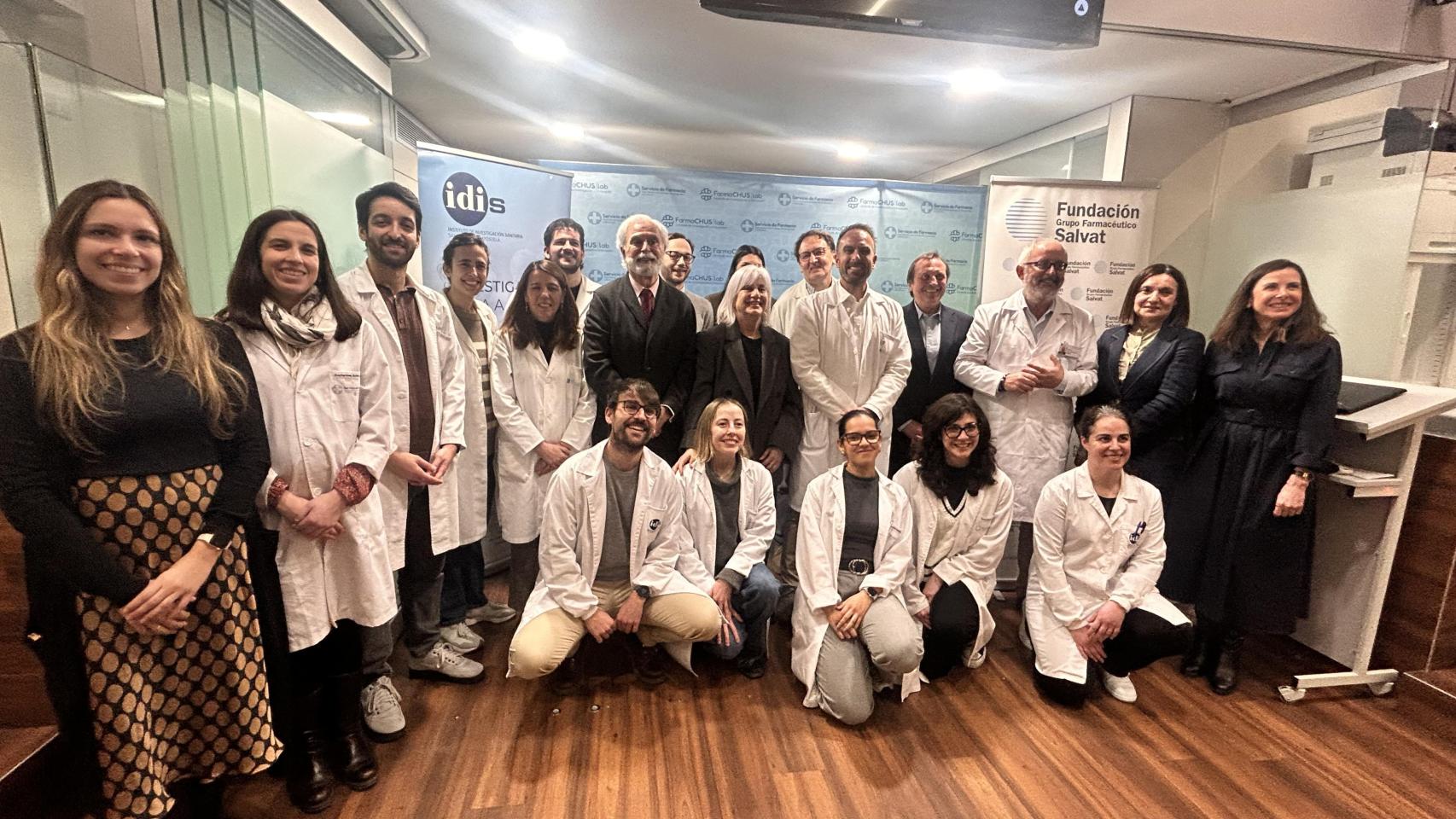 Una investigación del servicio de farmacia del área sanitaria de Santiago recibe el premio Salvat