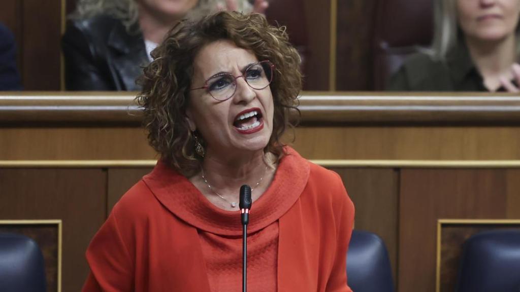 María Jesús Montero el pasado miércoles en la sesión de control al Gobierno en el Congreso.
