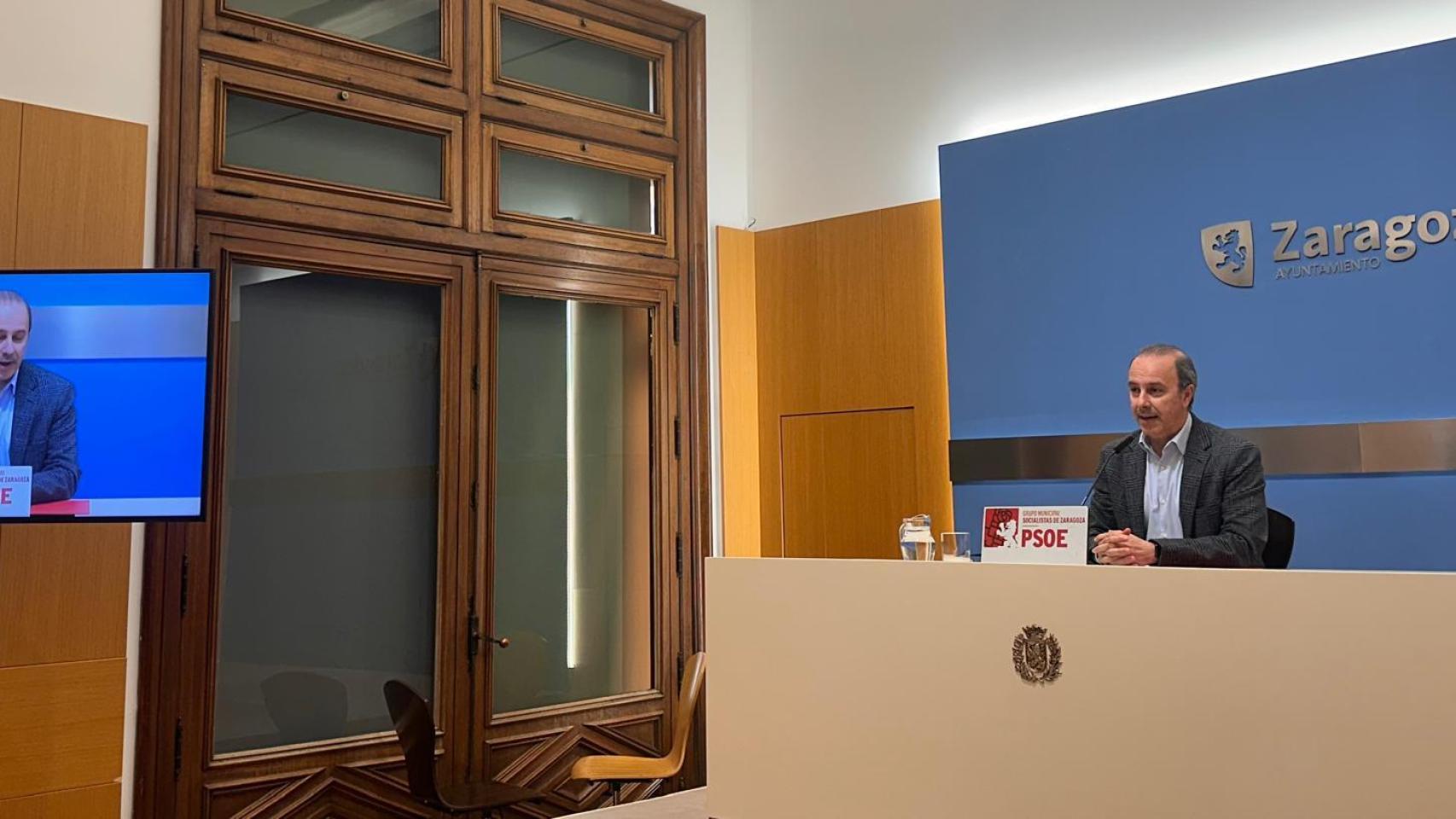 Chema Giral, este viernes en el Ayuntamiento de Zaragoza.