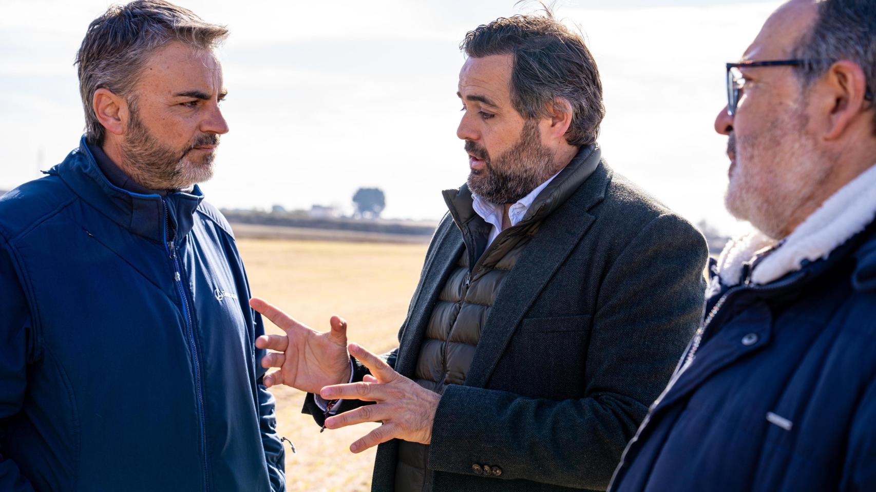Núñez durante su visita a El Provencio (Cuenca).