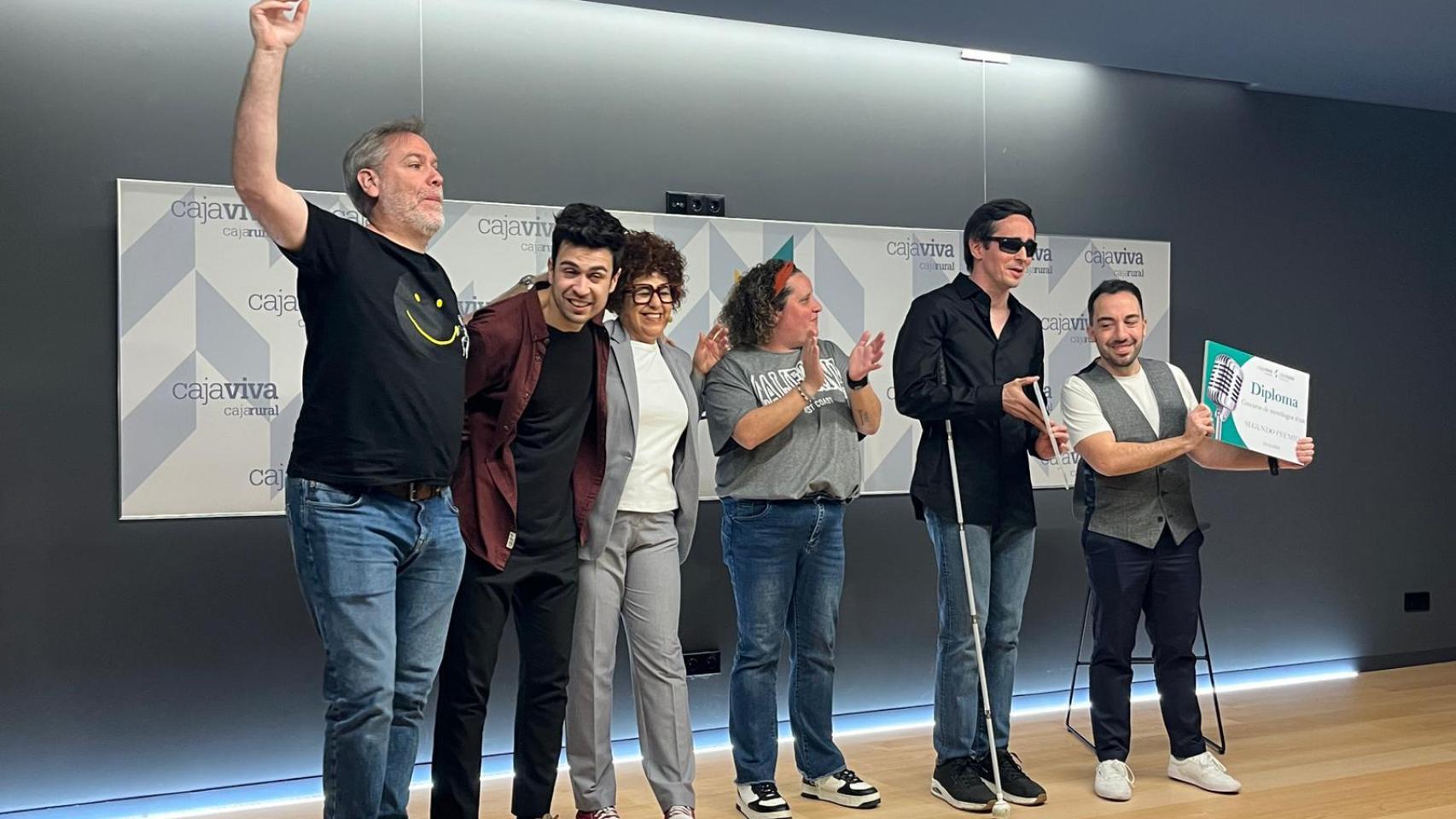 De izquierda a derecha: Jaime Gago, Raúl Sacristán, Rocío Montes, María Abad, Juanma Ramajo (ganador) y El Carbe (segundo).