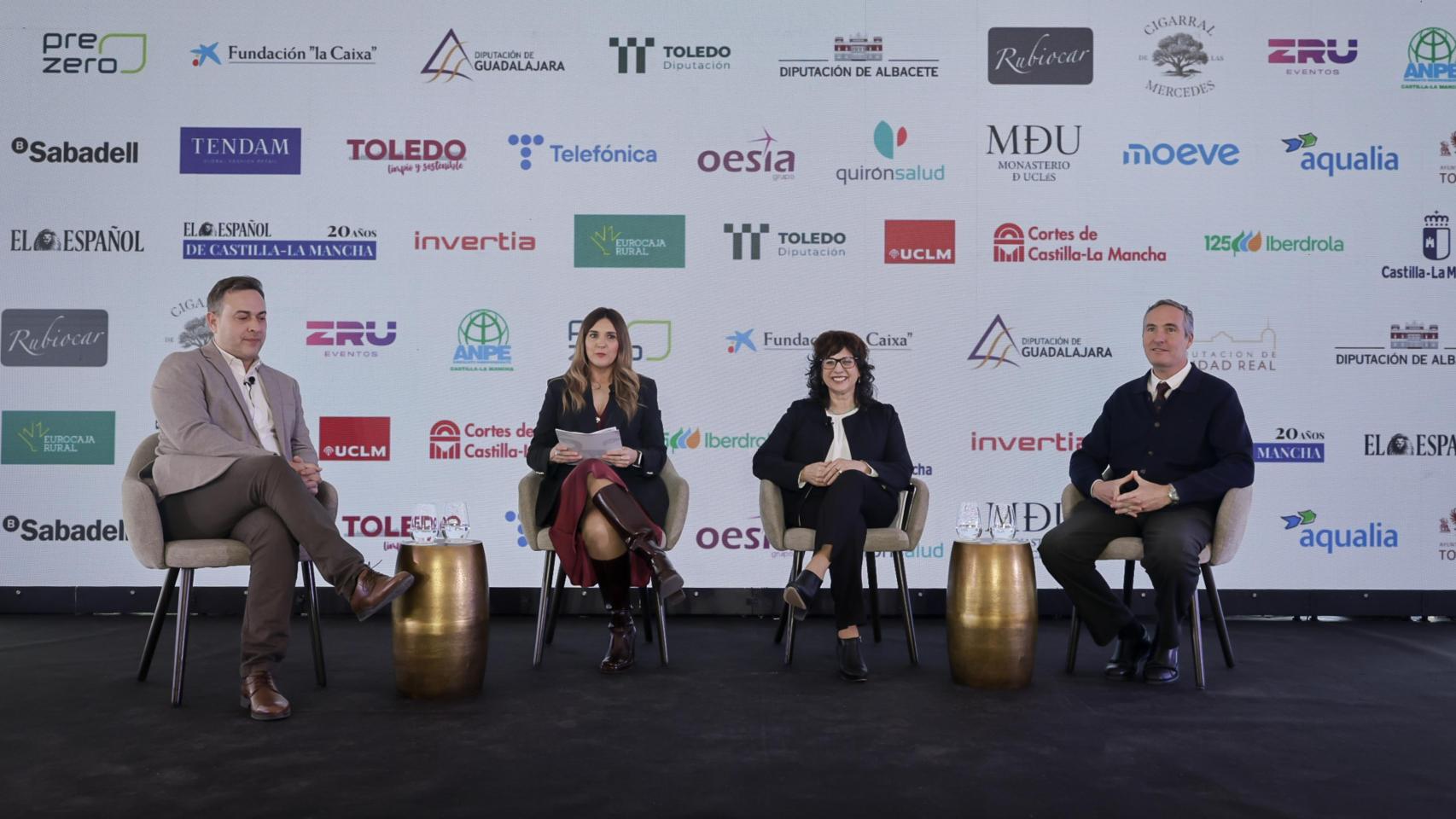 Mesa redonda 'Universidad y Educación, vivero de talento para el mundo empresarial'.