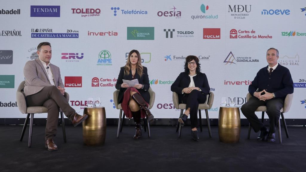 Mesa redonda 'Universidad y Educación, vivero de talento para el mundo empresarial'.