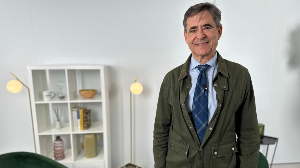 Alvaro Simón de Blas en el plató donde realizamos esta entrevista en colaboración con Opplus.