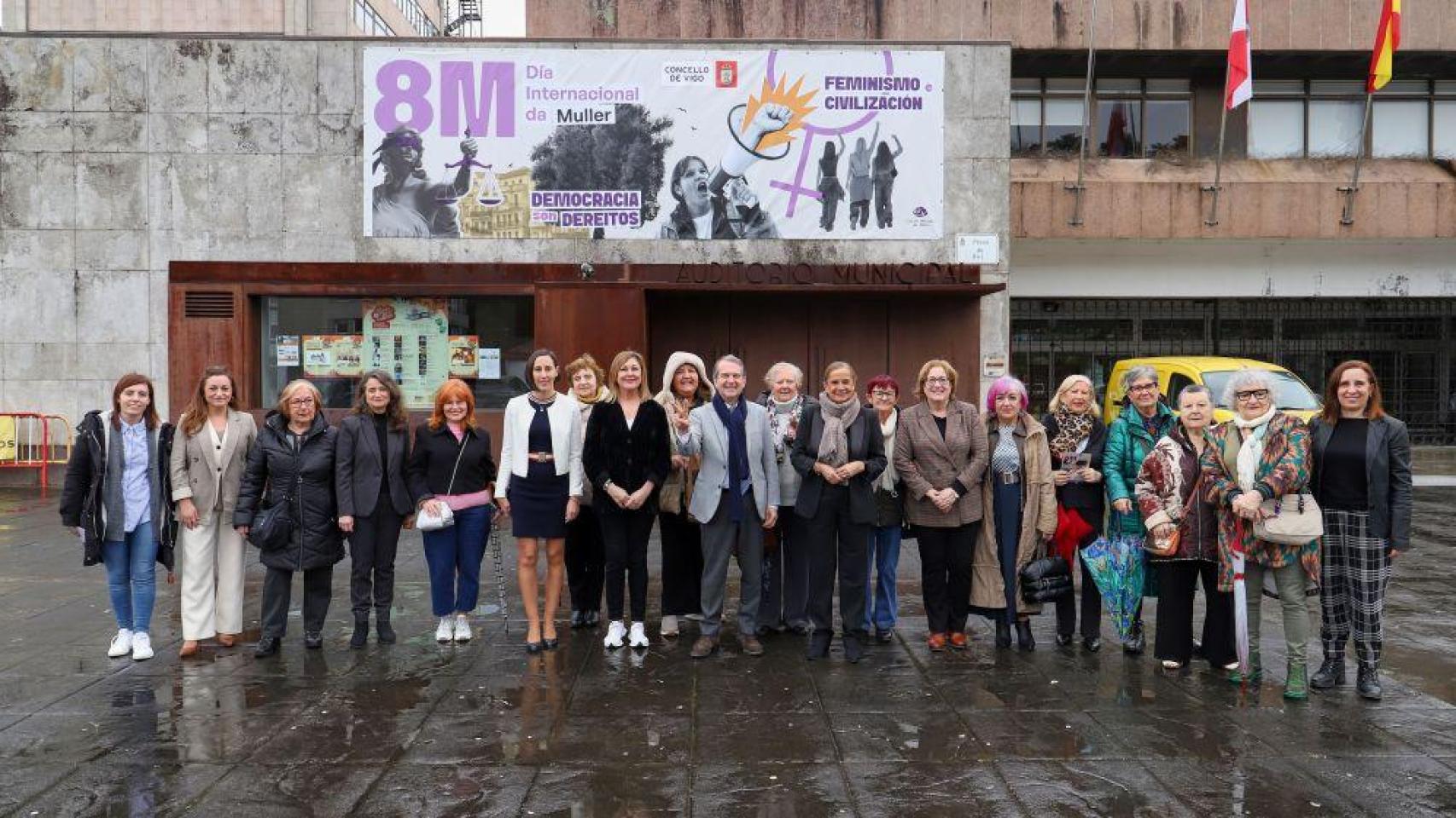 Vigo celebra el 8M bajo el lema Democracia son derechos. Feminismo y civilización