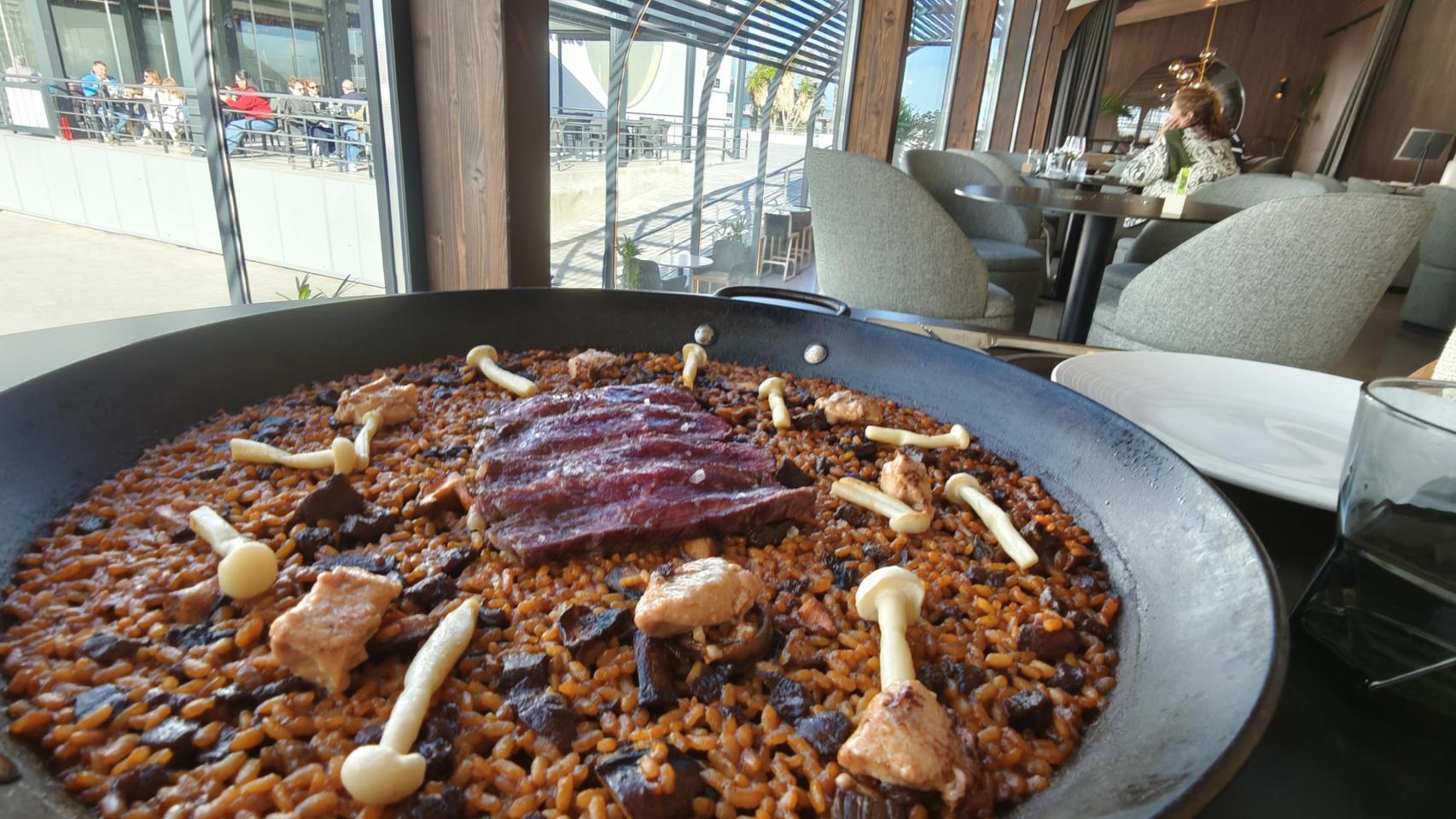 Uno de los arroces que preparan en el restaurante de Beton Brut.