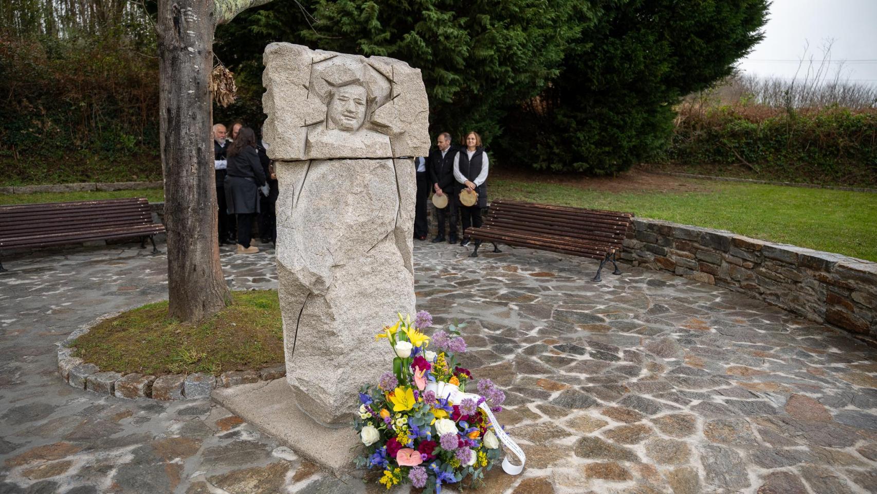 Imagen de la ofrenda floral.