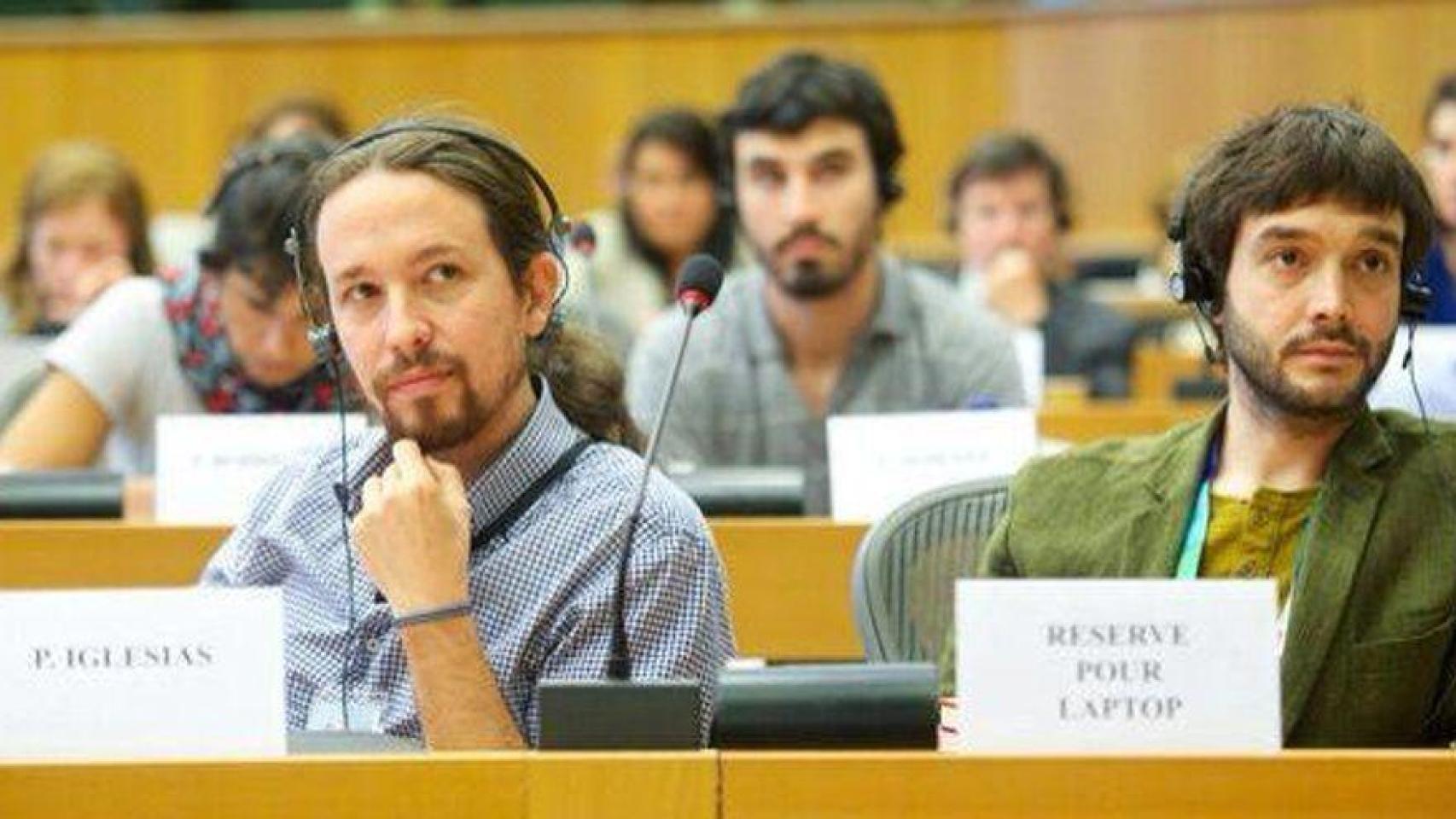 Pablo Iglesias y Pablo Bustinduy, en una imagen de archivo: No está en su horizonte cercano encabezar ningún tipo de candidatura
