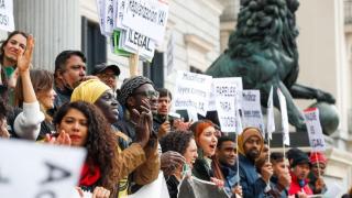 Concentración a favor de la regularización de inmigrantes, el pasado mes de mayo ante el Congreso de los Diputados.