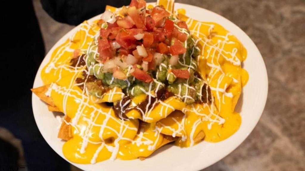 Plato de nachos Maya