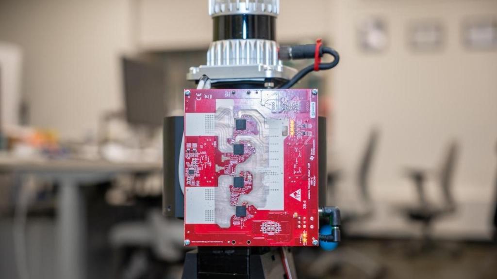 Equipo compacto para que los robots vean en las esquinas