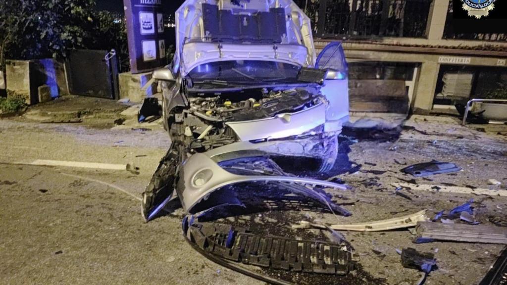 Uno de los coches afectados por el accidente