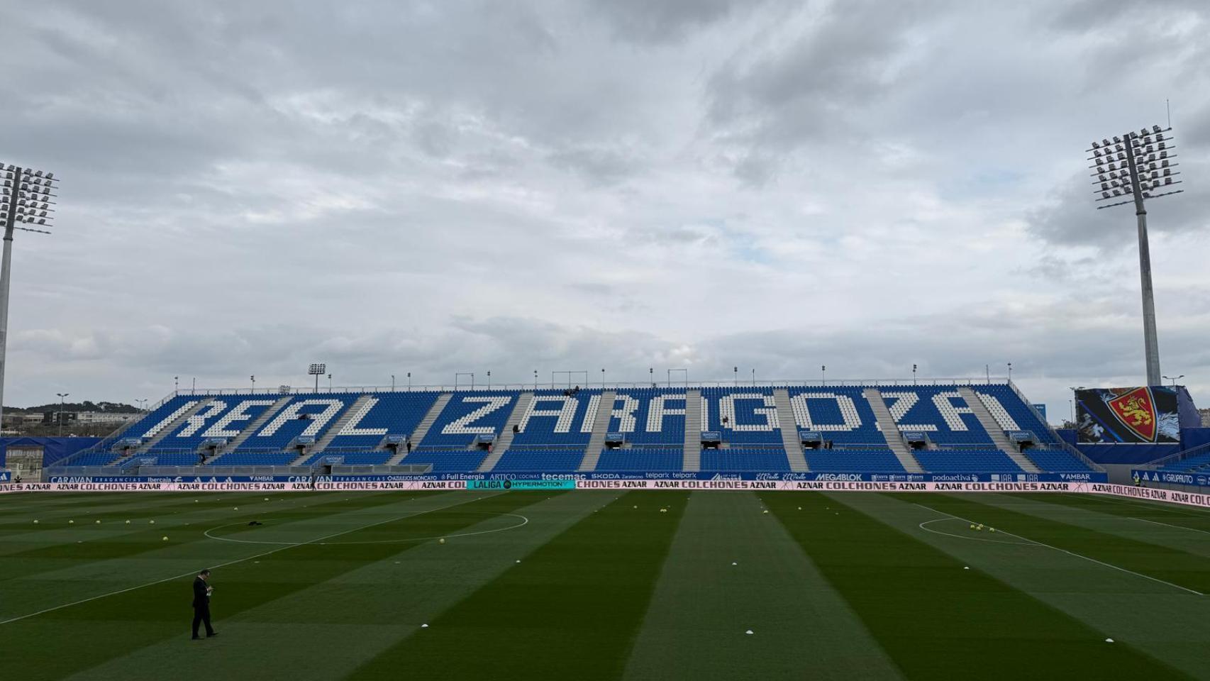 Ibercaja Estadio antes del partido.